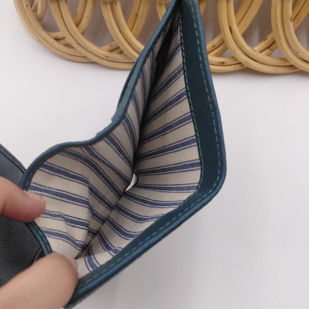 Vtg 90s Duck Dooney and Bourke Leather Green Wallet Credit Card Flap Striped Int - Picture 4 of 9